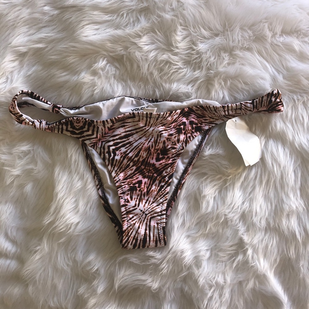 Volcom swimsuit bottoms